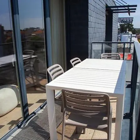 Vue Avec Piscine Et Parking Pornichet